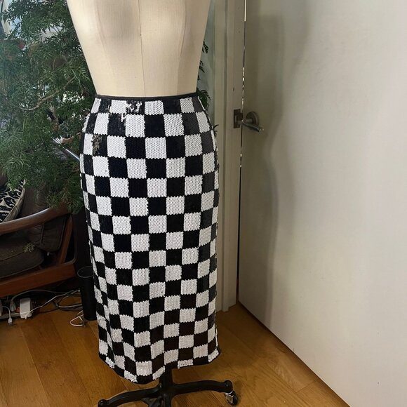 EN SAISON Sequined Checkerboard Midi Skirt Size Medium - Picture 3 of 9